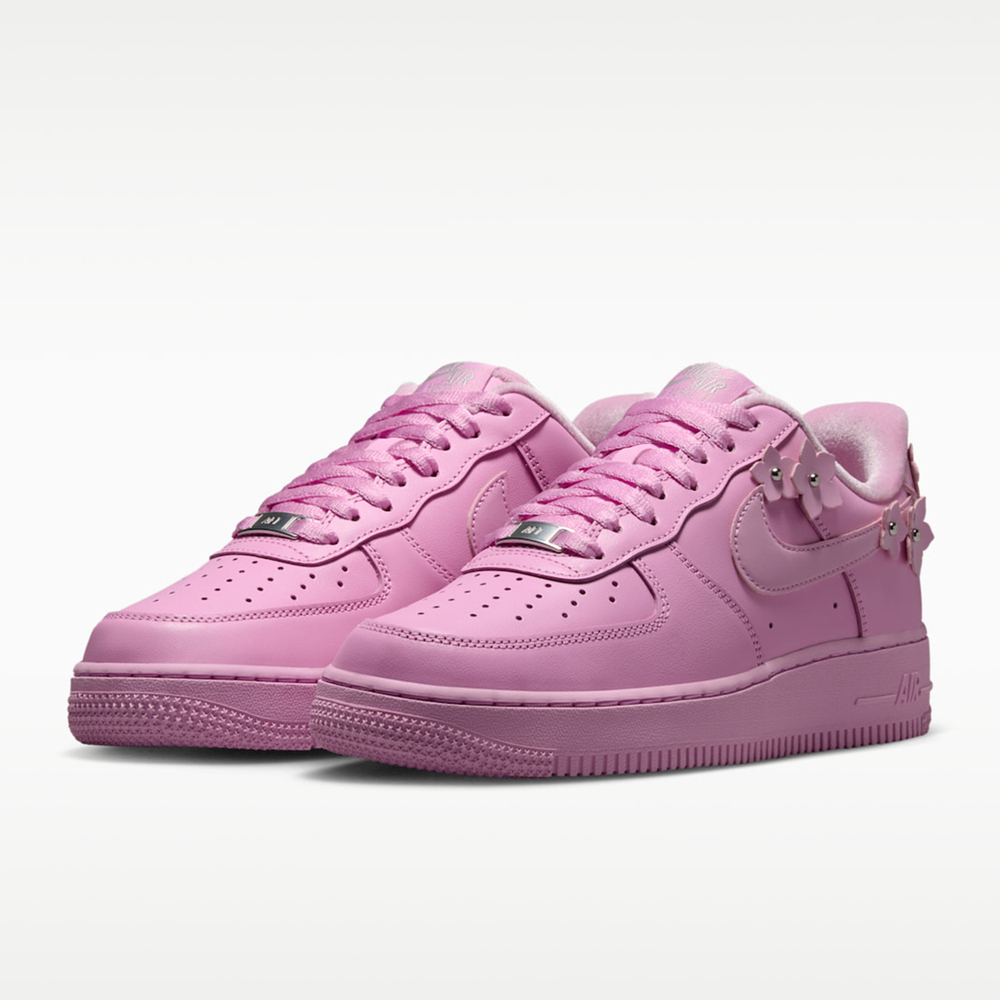 Nike Women's AIR FORCE 1 '07 S - Nike Shoes Air Force 1 recension och pris