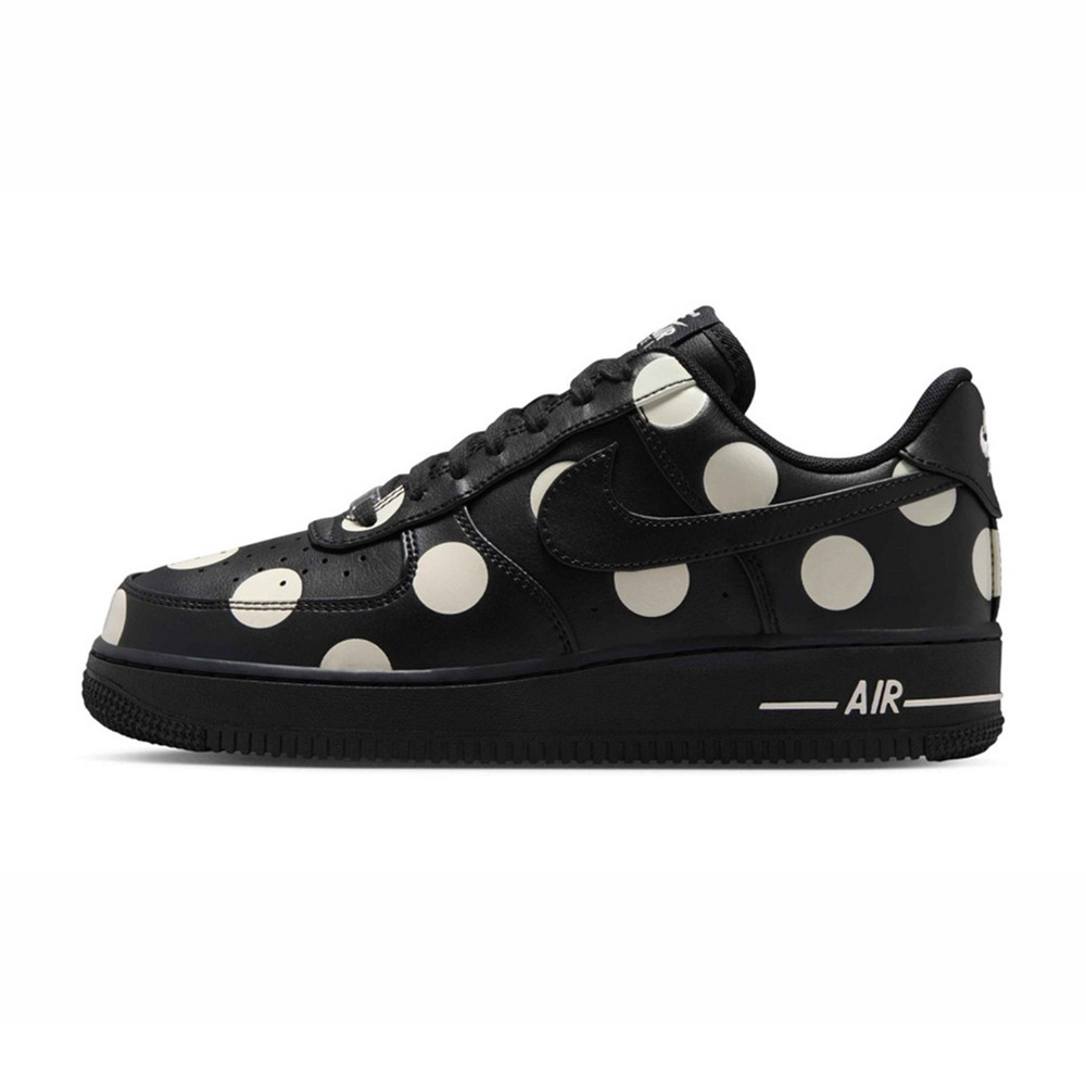 Nike Women's AIR FORCE 1 '07 S - Nike Shoes Air Force 1 recension och pris
